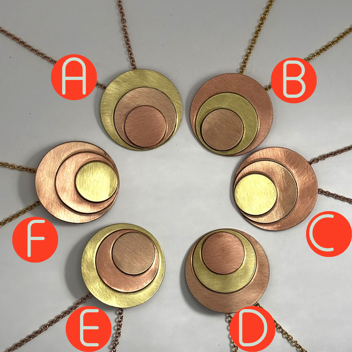 Contrasting Circles Necklace